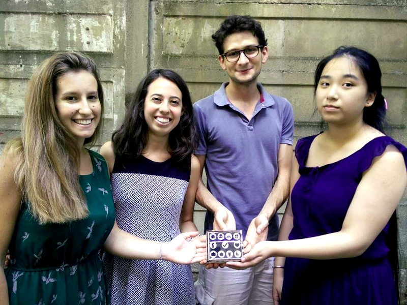 Pour parler, il dispositivo che facilita la comunicazione a persone con afasia